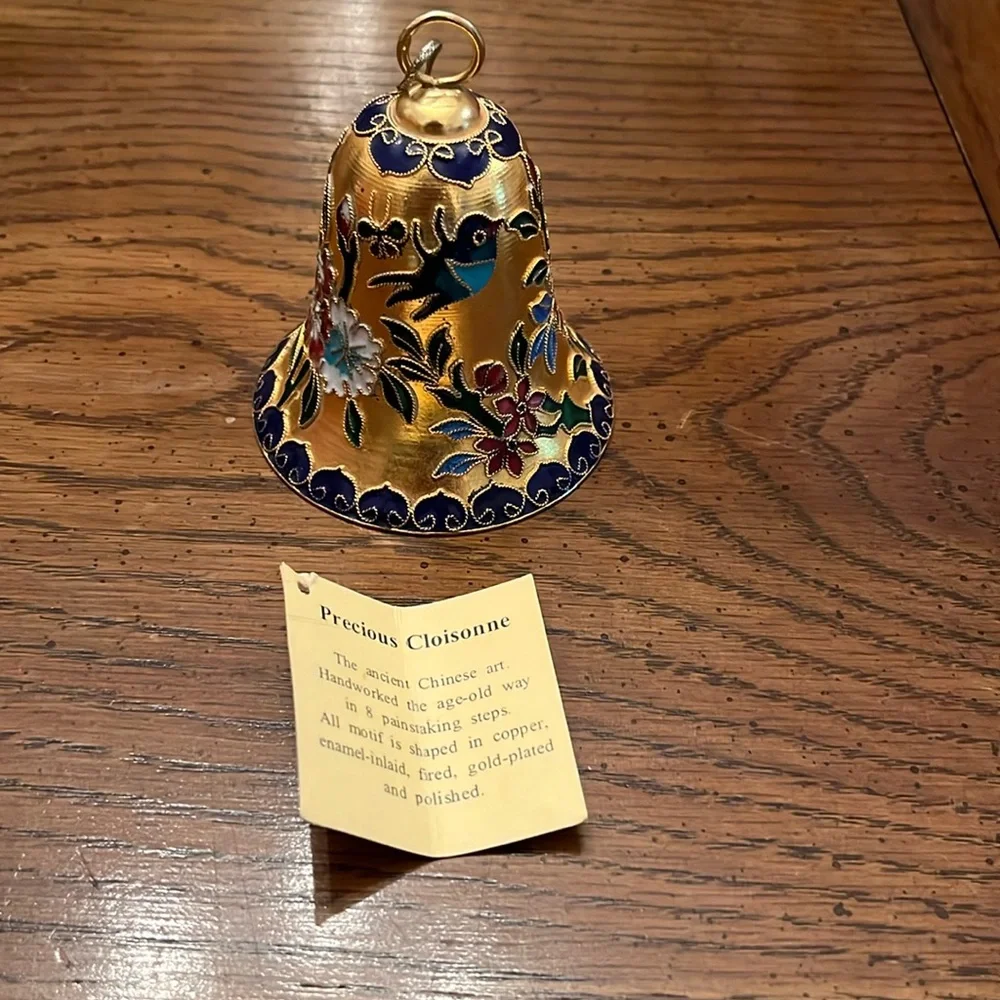 Cloisonné bell ornament‎